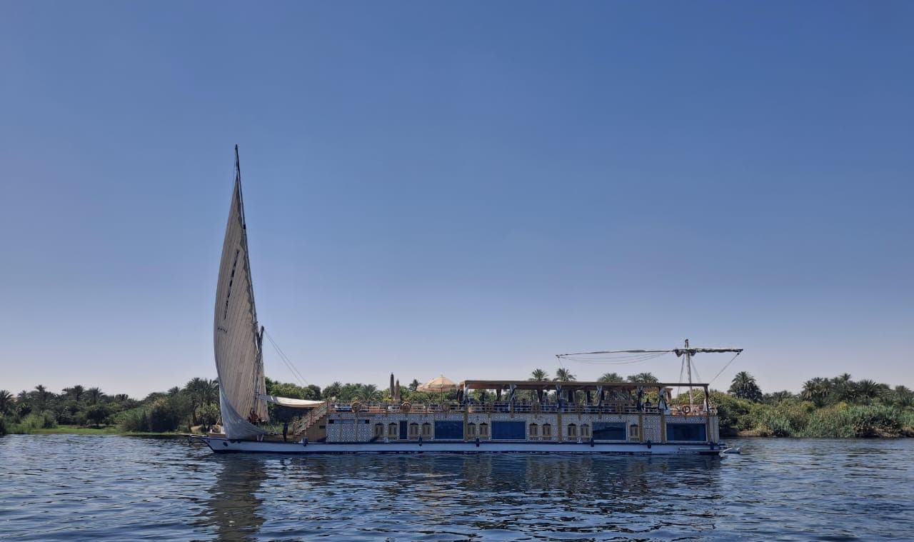 5 Nights-6 Days Nile Dahabiya including Tours from Luxor to Aswan