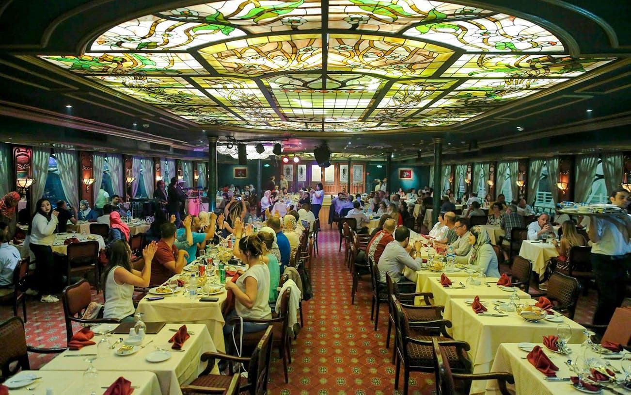 Cairo Dinner Cruise & Oriental Show