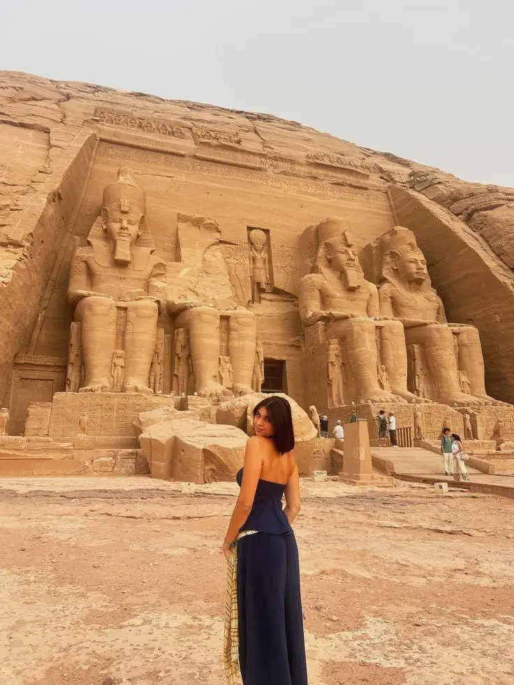 Day Tour from Cairo to Aswan By Plane