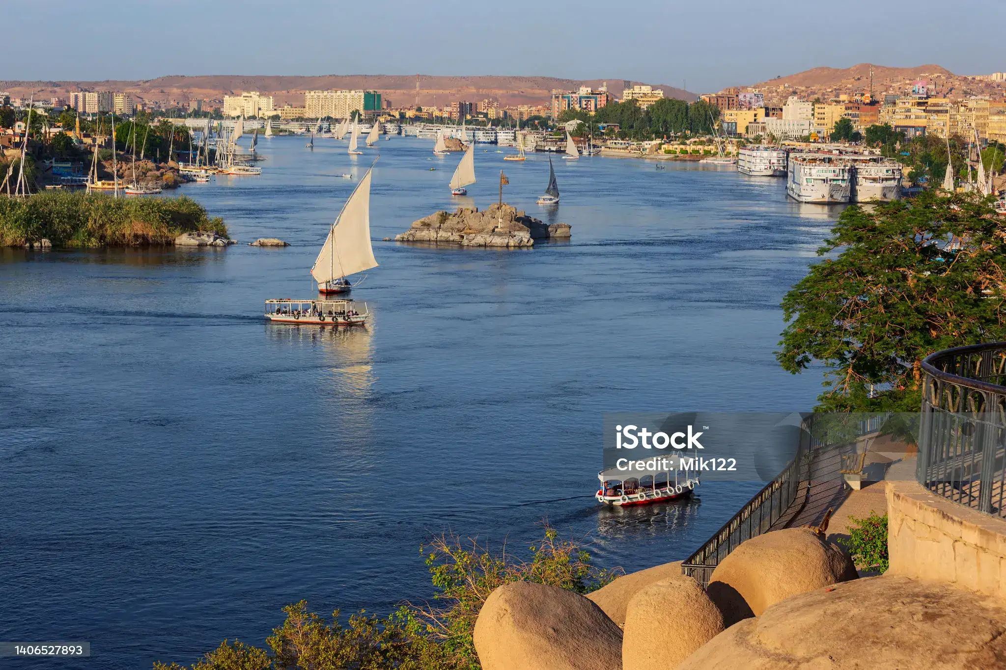 Day 1: Day Trip From Luxor Aswan itinerary image