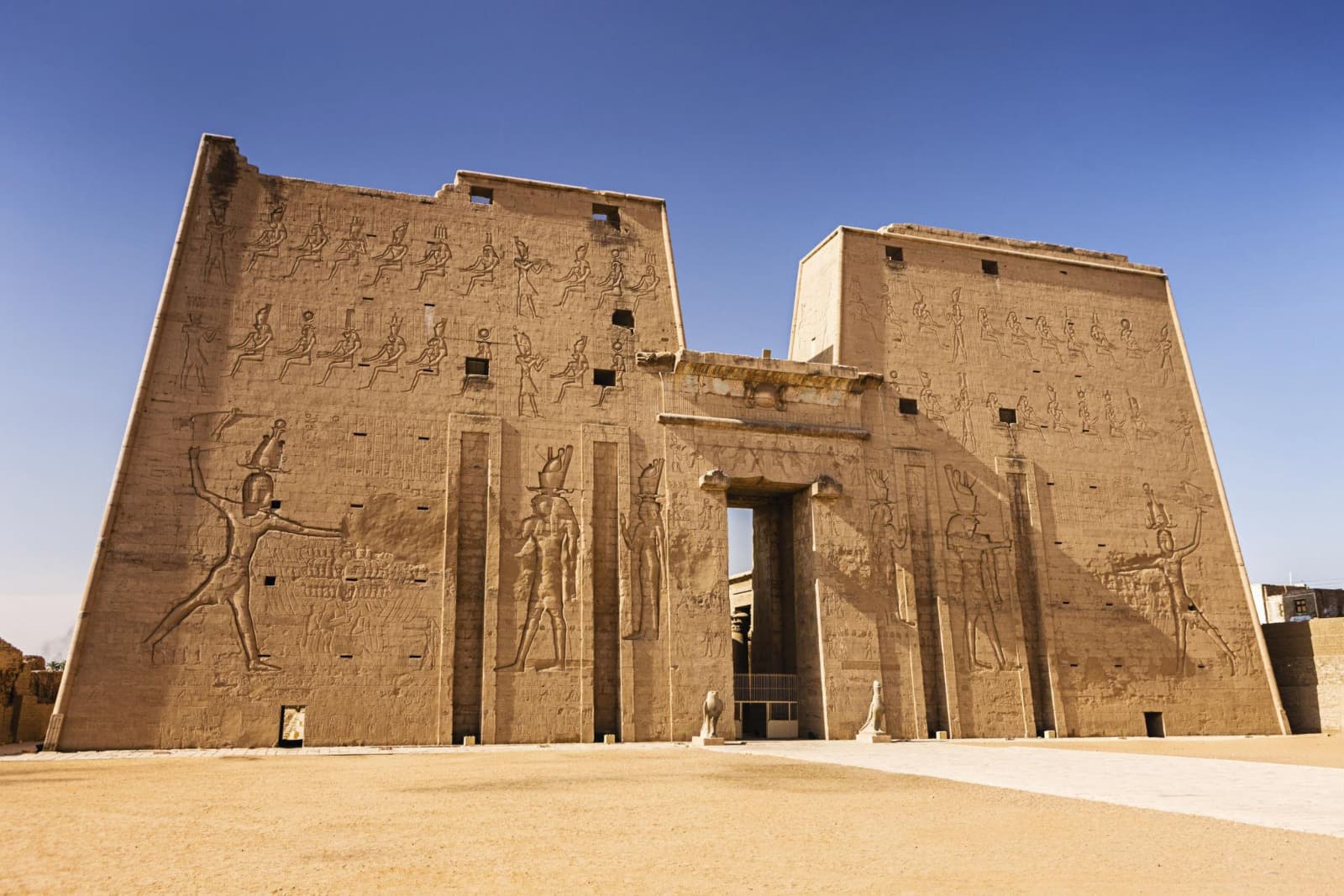 The Sacred Nile: Horus, Sobek & Temple Mysteries – 5 Days / 4 Nights